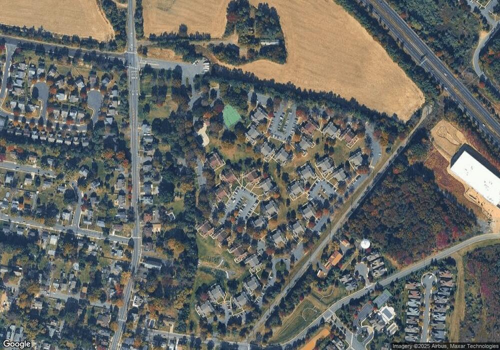 22 Dennis Ct unit 20, Hightstown, NJ 08520 - photo 1