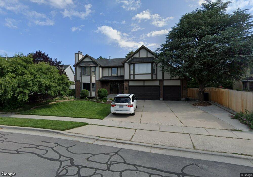 1943 Stalbridge Cir, Sandy, UT 84093 - photo 1