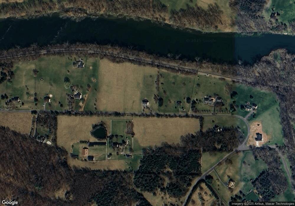 1032 Rawley Ridge Dr, Front Royal, VA 22630 - photo 1