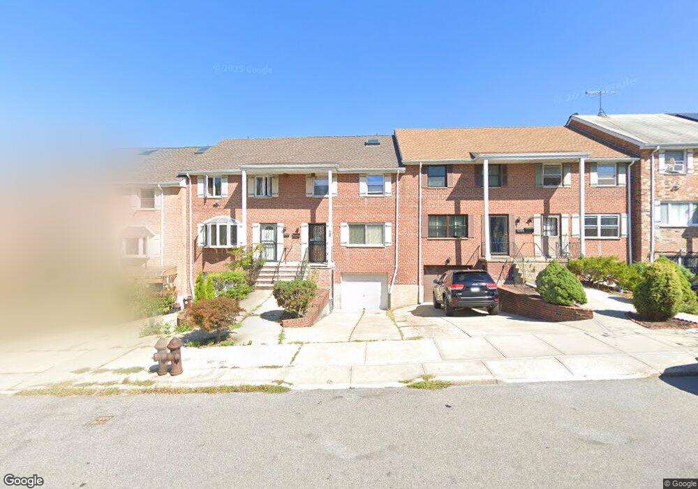 23939 66th Ave, Little Neck, NY 11362 - photo 1