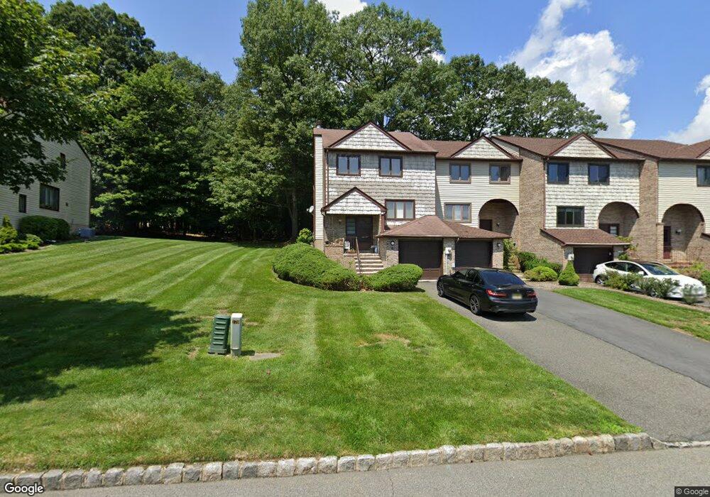 10 Valley Forge Ln, Morris Plains, NJ 07950 - photo 1