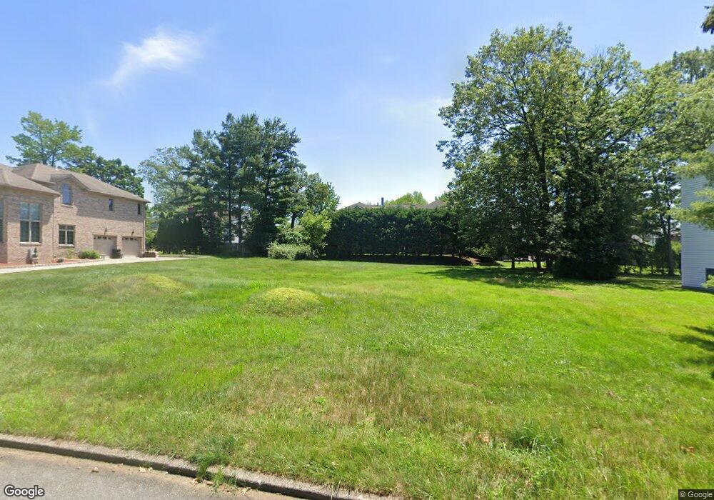 7 Lynn Dr, Englewood Cliffs, NJ 07632 - photo 1