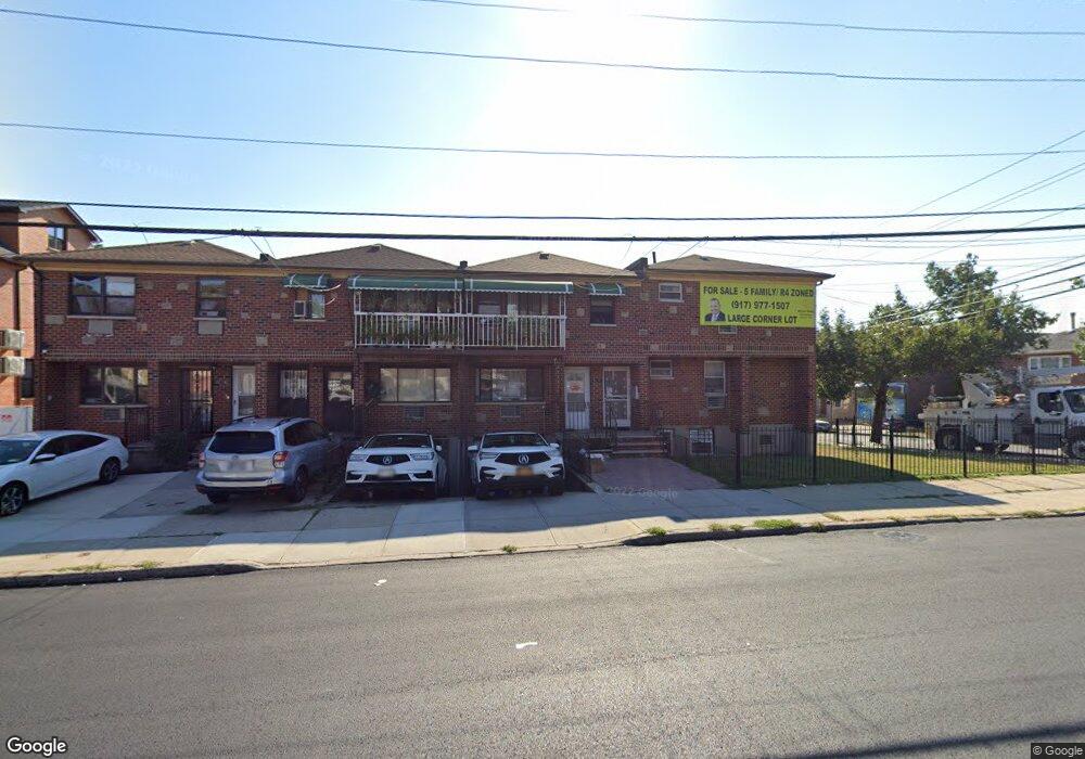 6149 164th St, Fresh Meadows, NY 11365 - photo 1