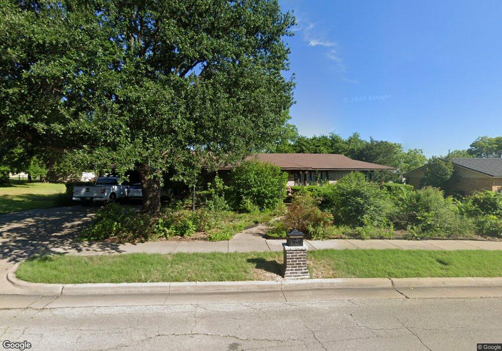 1204 Poindexter Ave, Cleburne, TX 76033 - photo 1