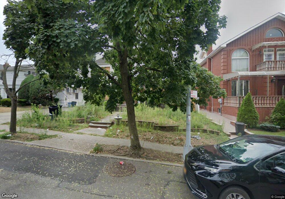 13834 78th Rd, Flushing, NY 11367 - photo 1