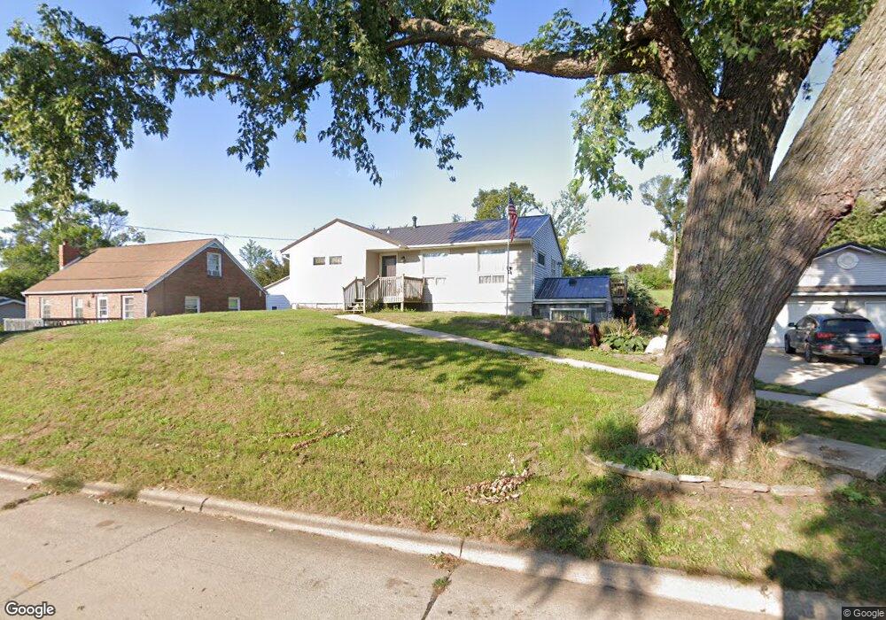 3118 Southland St SW, Cedar Rapids, IA 52404 - photo 1