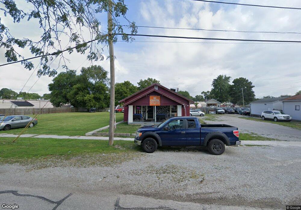 2252 Illinois Ave, Columbus, IN 47201 - photo 1