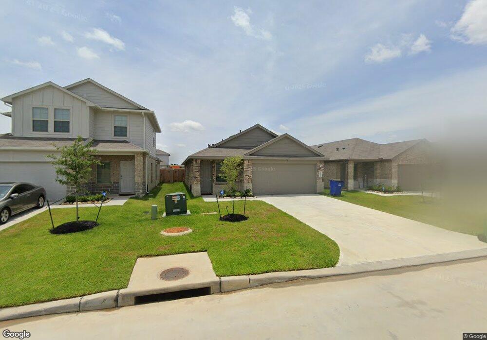16632 Lonely Pines Dr, Conroe, TX 77302 - photo 1