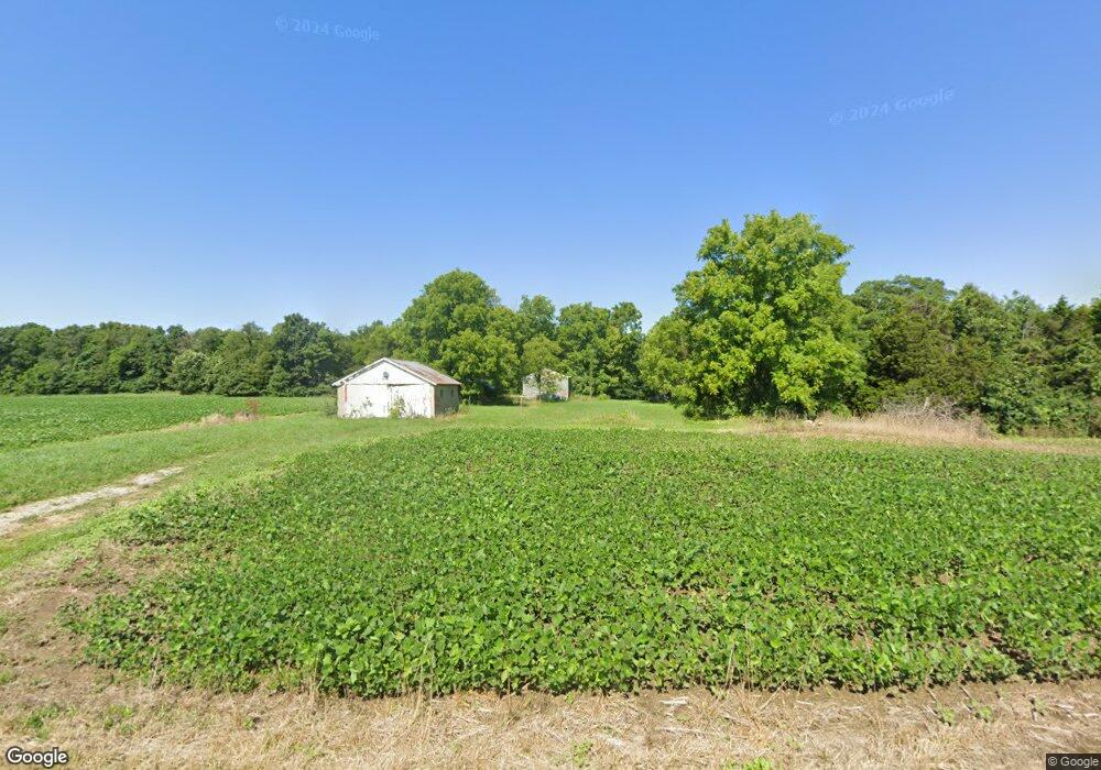 19601 County Road 400 E, Shumway, IL 62461 - photo 1