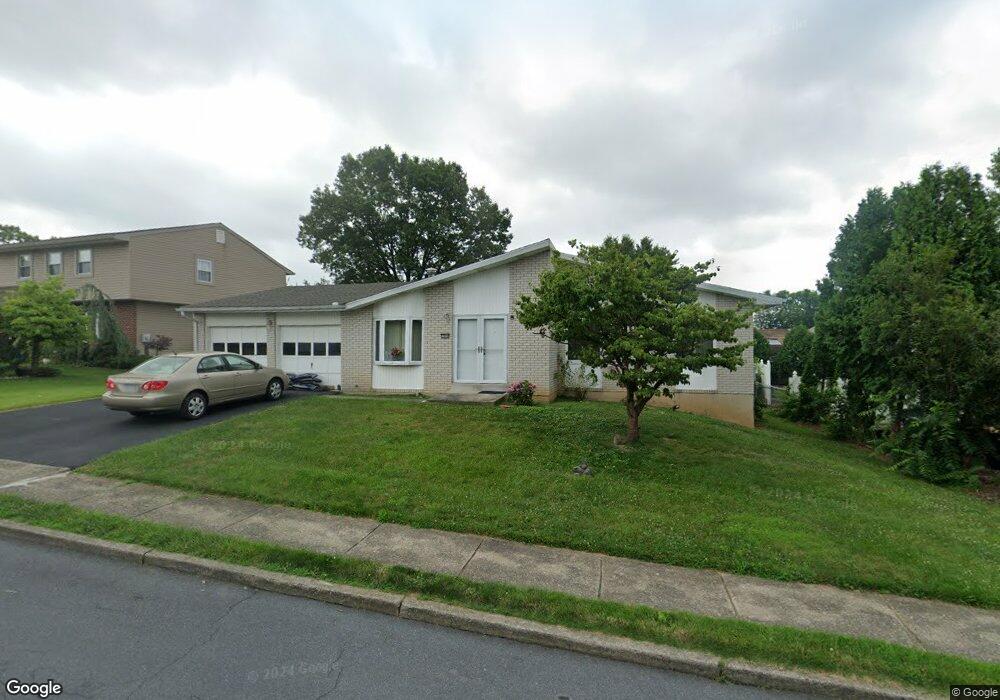 1980 Linden Ln, Whitehall, PA 18052 - photo 1