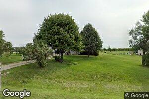 4175 Alta Vista Dr, Center Point, IA 52213