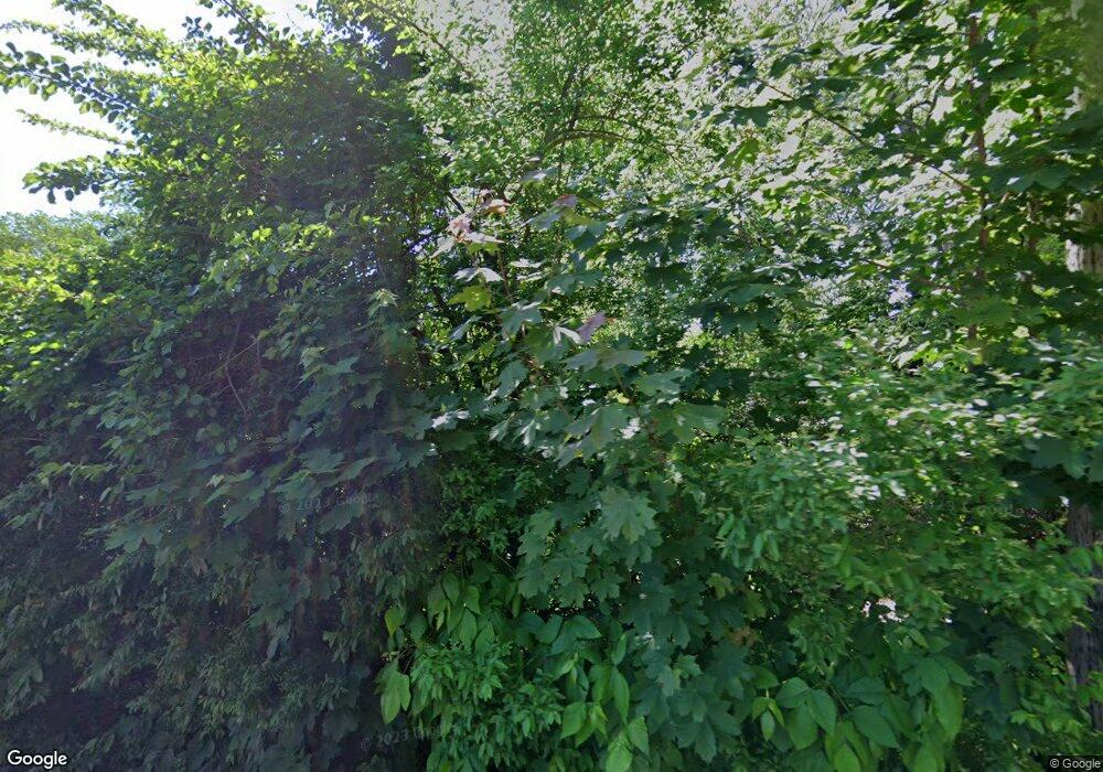 16 Fletcher St, Uxbridge, MA 01569 - photo 1