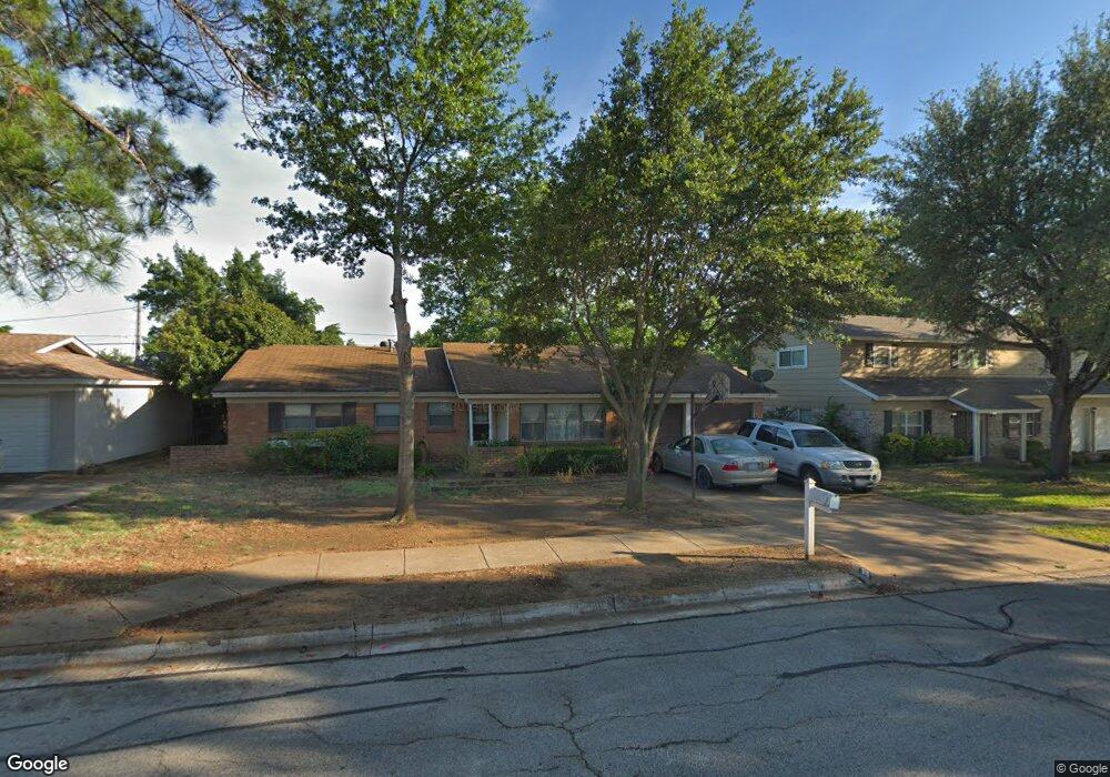 2012 Charleston Dr, Bedford, TX 76022 - photo 1