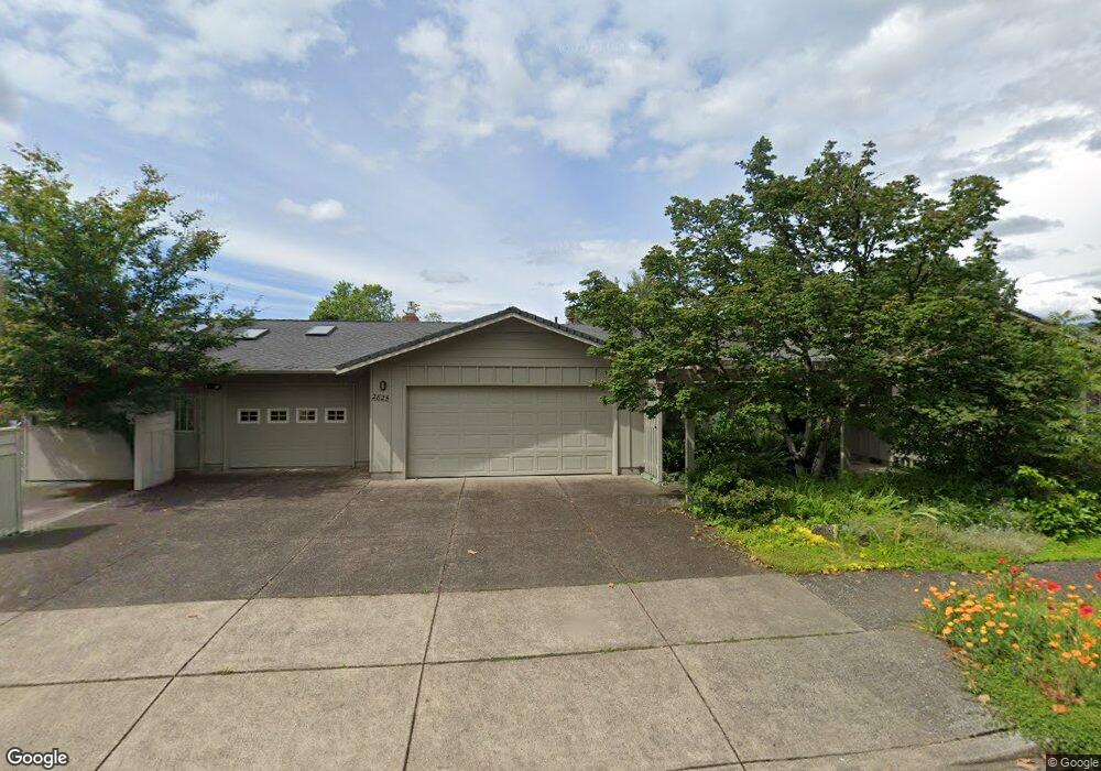 2825 Ione Ave, Eugene, OR 97401 - photo 1