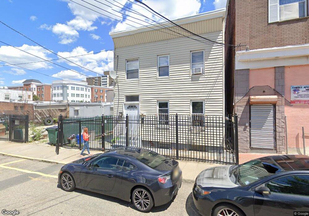 18 Hoyt St, Newark, NJ 07103 - photo 1