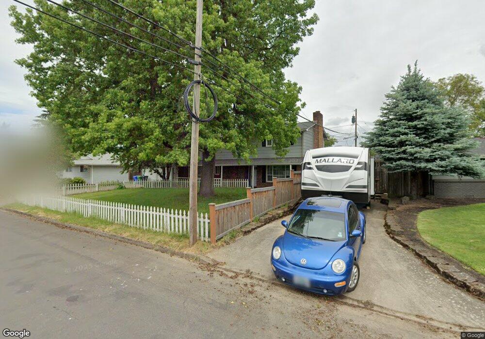 719 Ivy Ave, Eugene, OR 97404 - photo 1