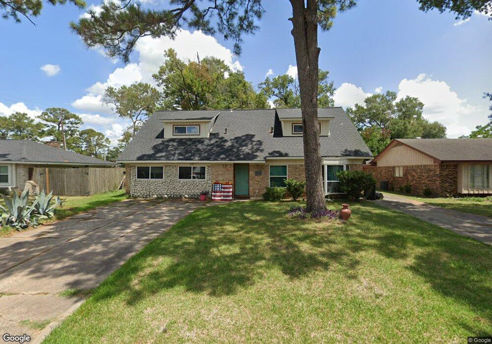 14307 Hollypark Dr, Houston, TX 77015 - photo 1