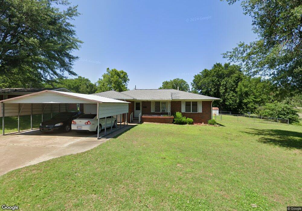 926 E 6th St, Cushing, OK 74023 - photo 1