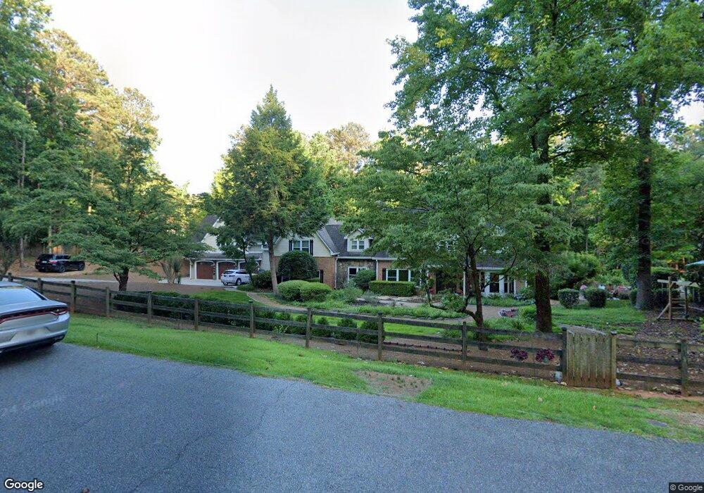 2005 Stonehedge Rd, Roswell, GA 30075 - photo 1