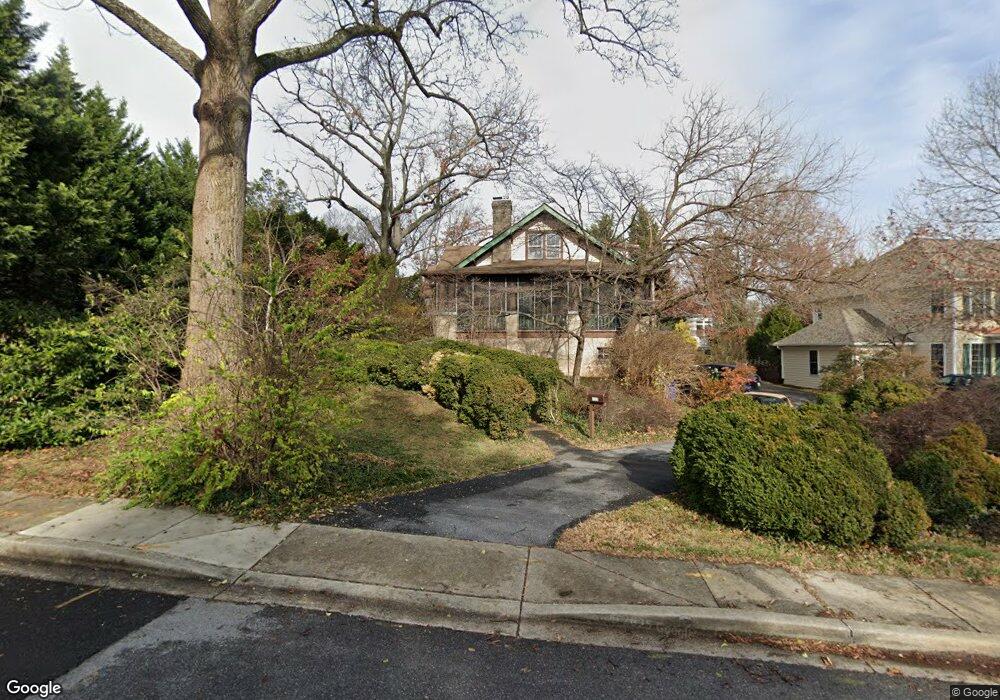 825 Rowen Rd, Silver Spring, MD 20910 - photo 1