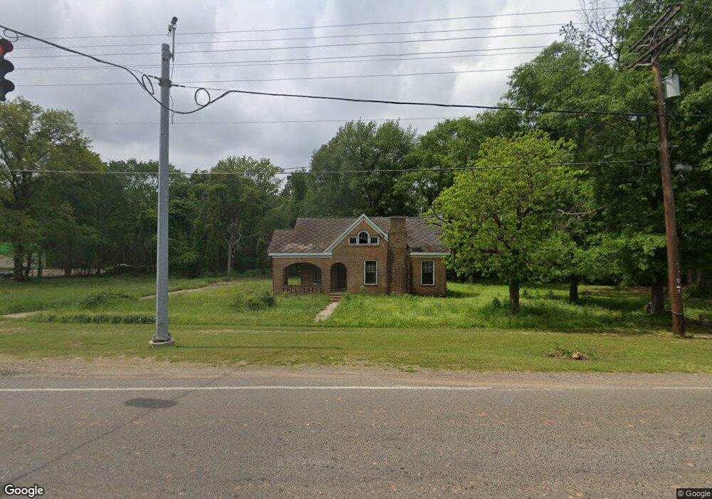 917 S Pine St, Vivian, LA 71082 - photo 1