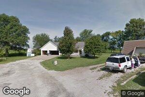 319 Buckles Dr, Mount Pulaski, IL 62548