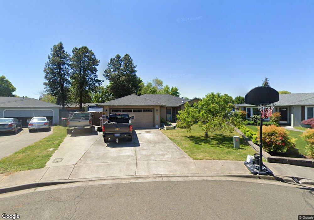 120 Shadowwood Ct, Central Point, OR 97502 - photo 1