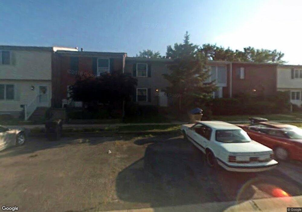 221 W Edgewater Way, Newark, DE 19702 - photo 1