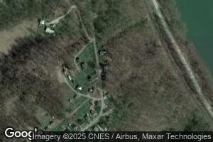 324 Moffit Rd, Dilliner, PA 15327