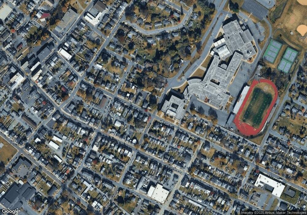 461 E 4th St, Boyertown, PA 19512 - photo 1