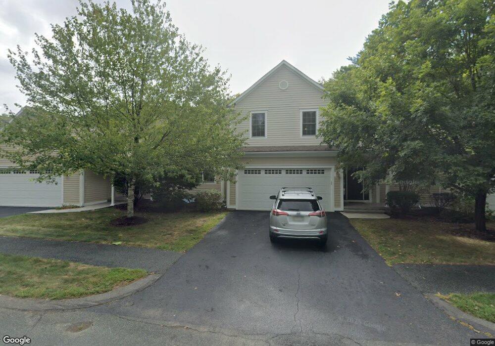 15 Pine Hollow unit 15, Amherst, MA 01002 - photo 1
