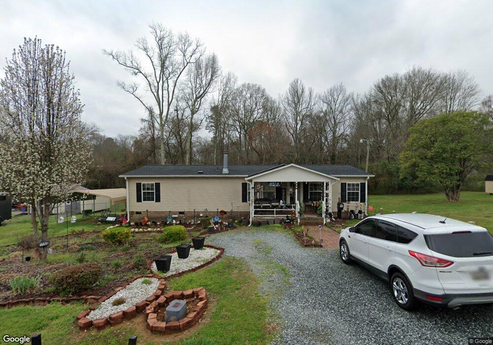1106 14th St, Siler City, NC 27344 - photo 1