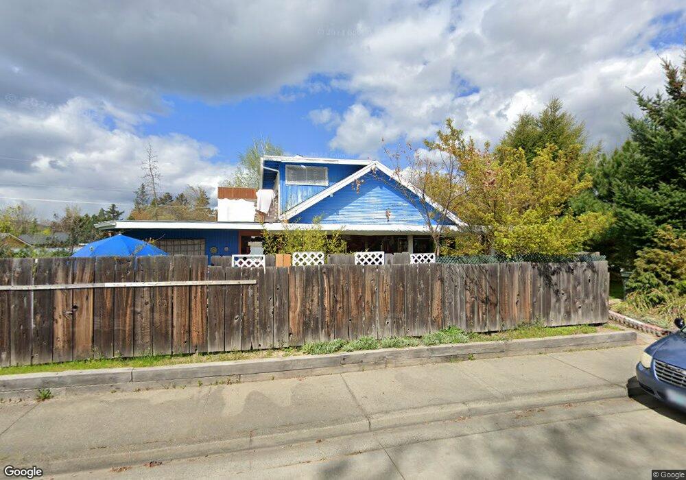 1900 Cloverlawn Dr, Grants Pass, OR 97527 - photo 1