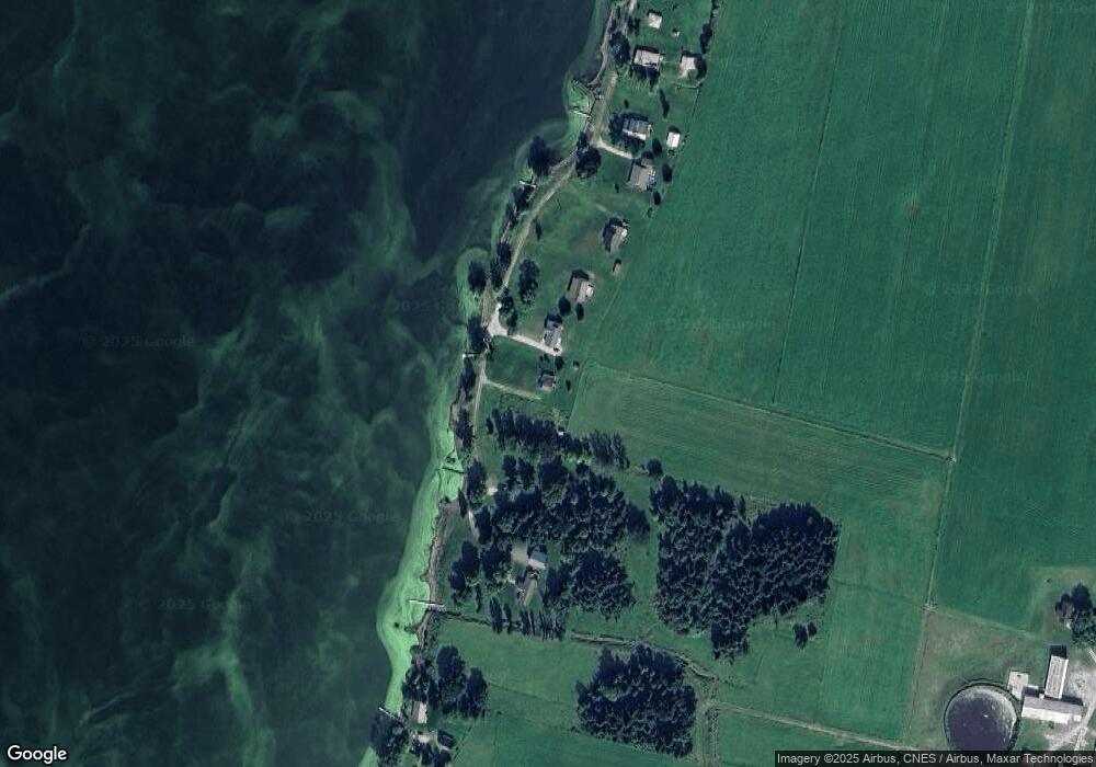 143 Pickle Point Rd, Swanton, VT 05488 - photo 1