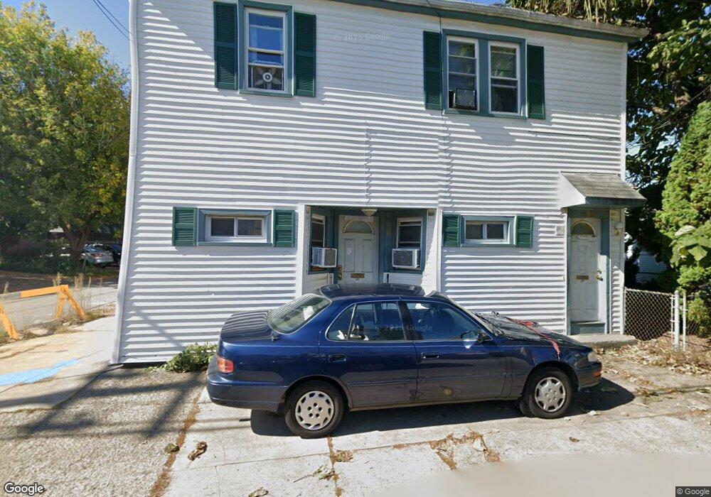 288 Mendon Ave, Pawtucket, RI 02861 - photo 1