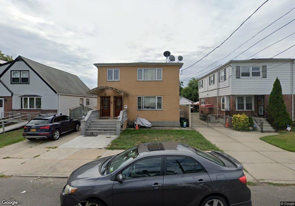 136-18 62 Rd unit 2 Fl, Flushing, NY 11355 - photo 1