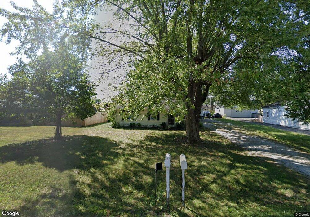 221 Collier St, Columbus, IN 47201 - photo 1