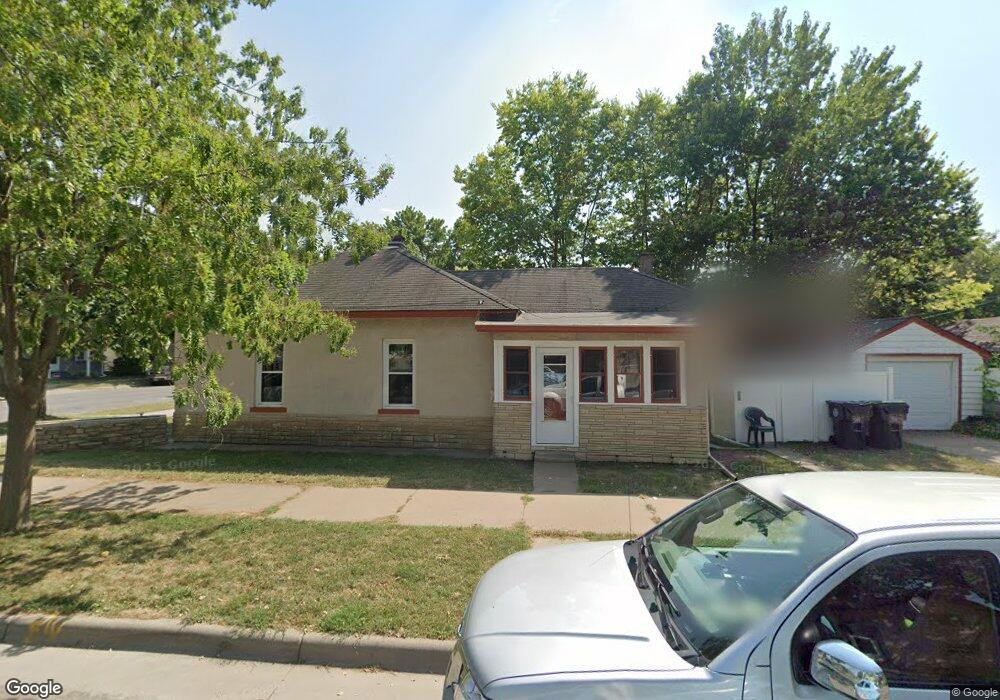 1102 11th St S, La Crosse, WI 54601 - photo 1