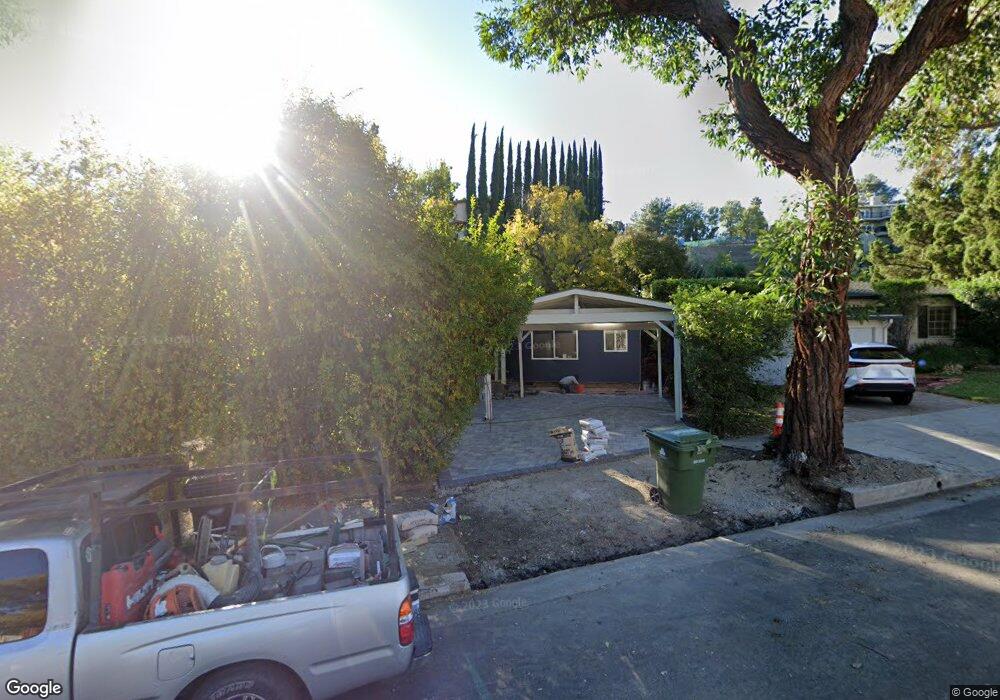 22212 San Miguel St, Woodland Hills, CA 91364 - photo 1