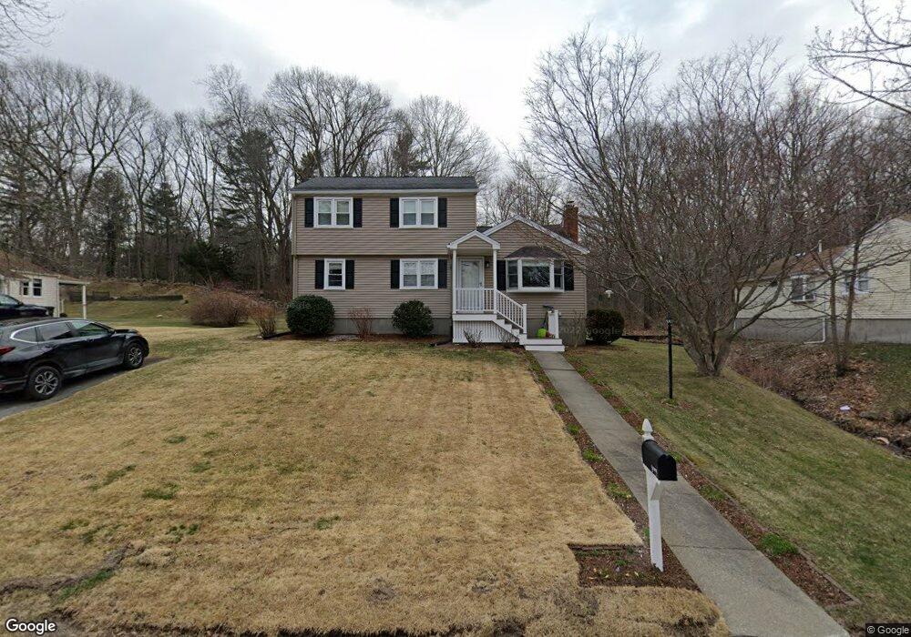 42 Robinson Rd, Woburn, MA 01801 - photo 1