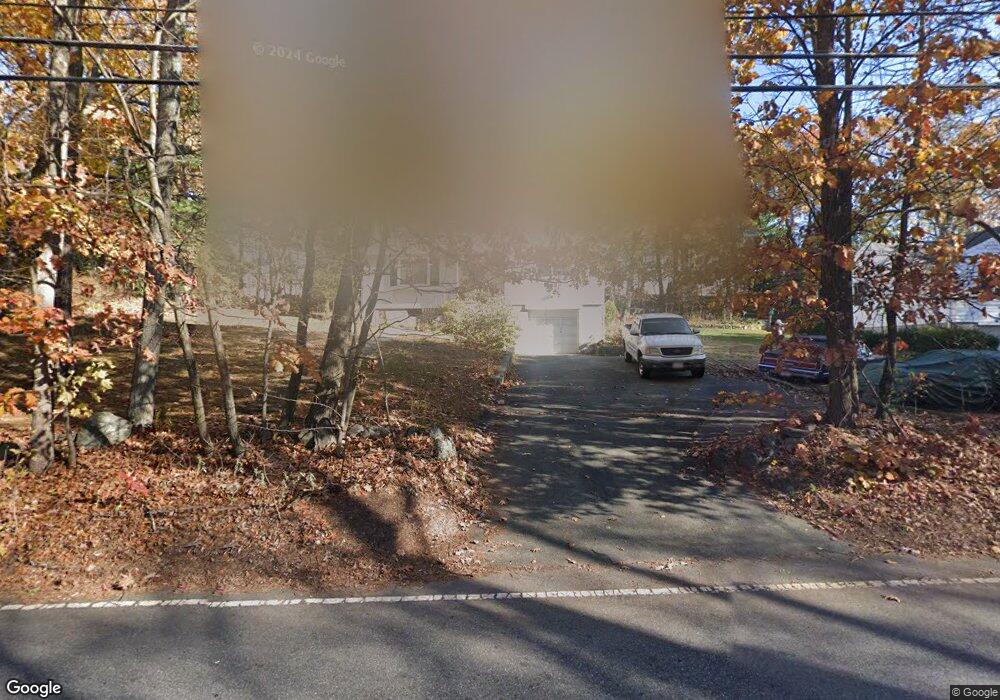 25 Locust St, Burlington, MA 01803 - photo 1