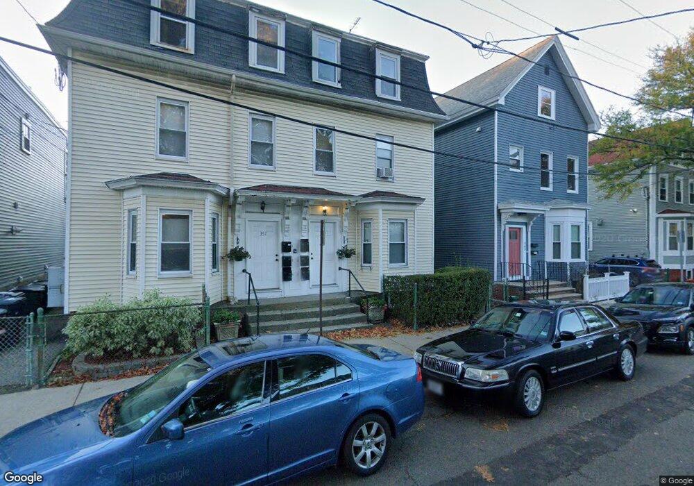 359 Windsor St unit 379-1, Cambridge, MA 02141 - photo 1