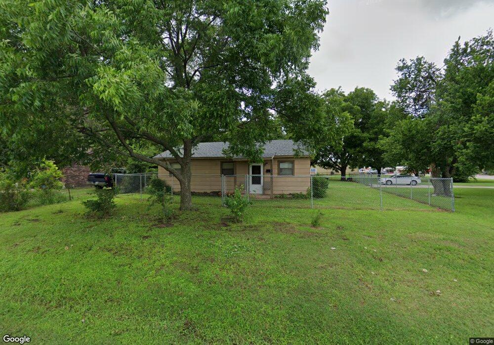1315 D St NE, Ardmore, OK 73401 - photo 1