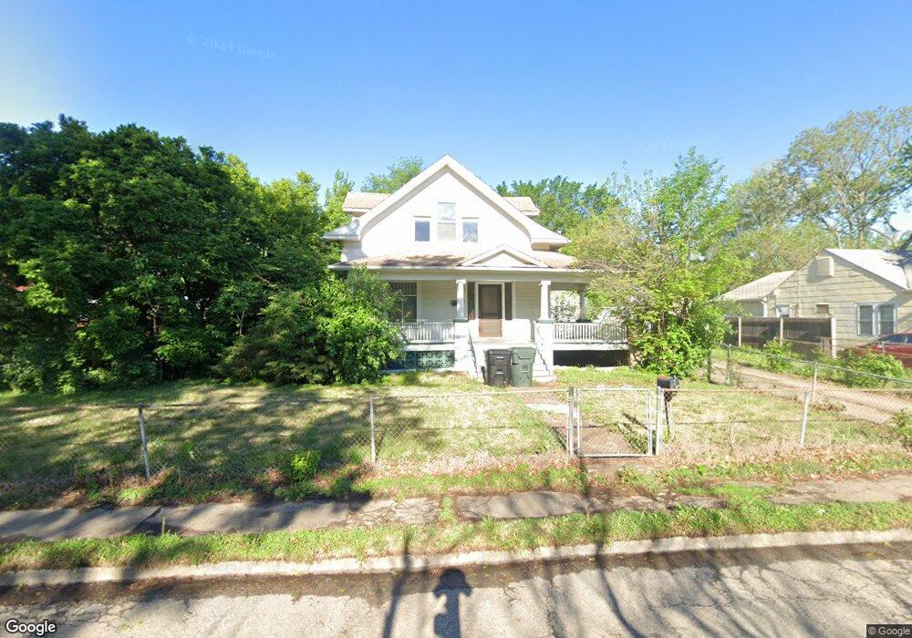 619 SW Medford Ave, Topeka, KS 66606 - photo 1