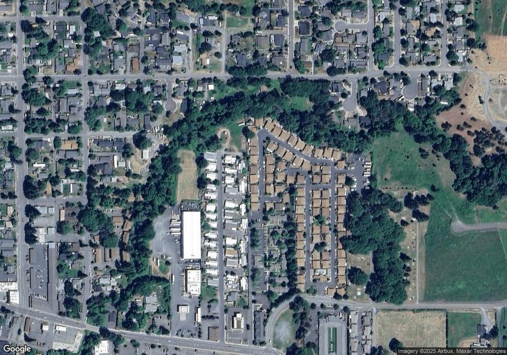 110 Rogue Ln, Rogue River, OR 97537 - photo 1