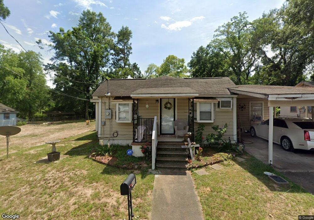 908 Cariker St, Nacogdoches, TX 75961 - photo 1