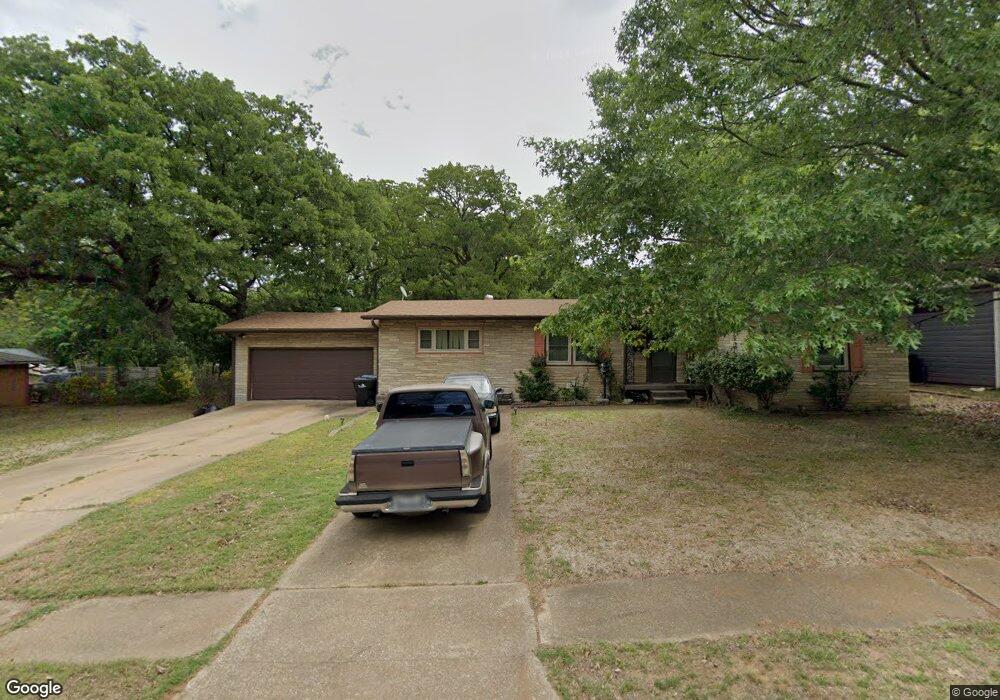 1123 Ridgewood Rd, Denison, TX 75020 - photo 1