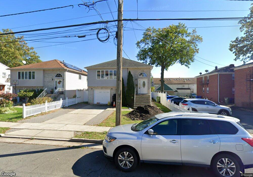 610 Middlesex St, Linden, NJ 07036 - photo 1