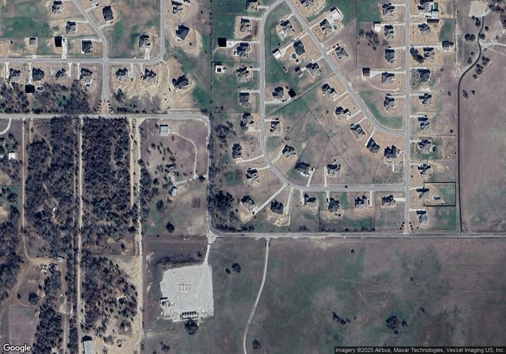 227 Columbia Ct, Springtown, TX 76082 - photo 1