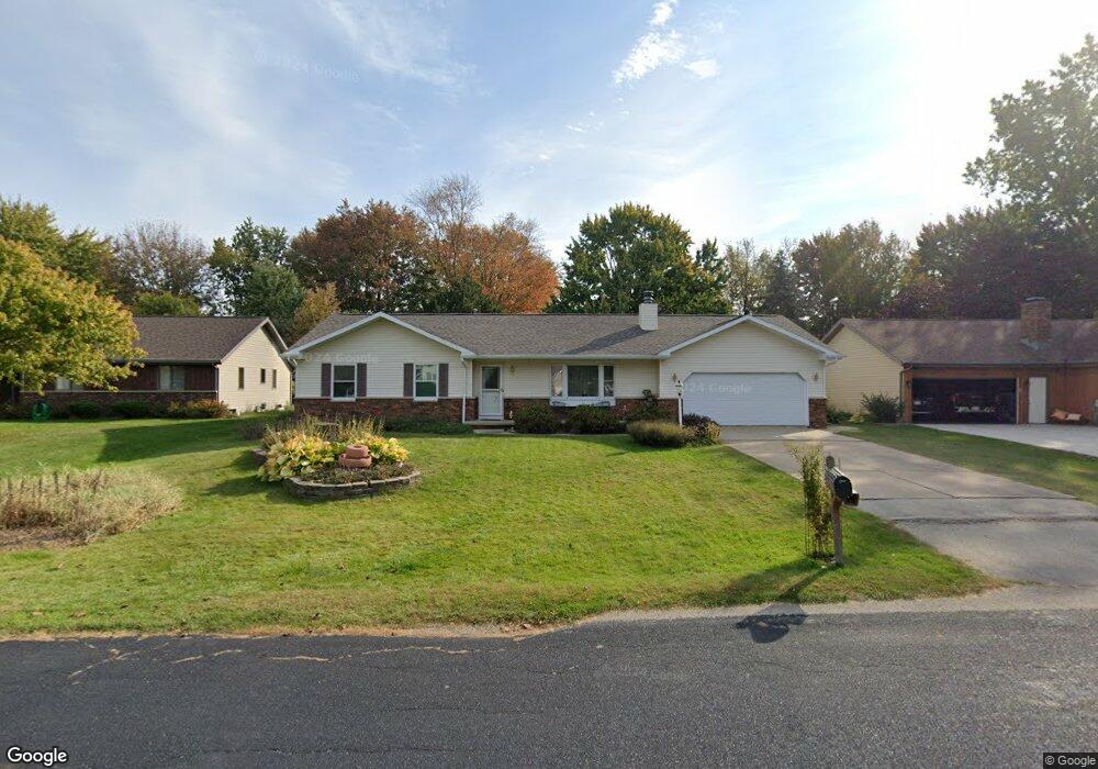 8 Greves Ct, Appleton, WI 54914 - photo 1